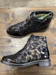 Remonte D8383-90  Black Patten Leather, Leopard print boot