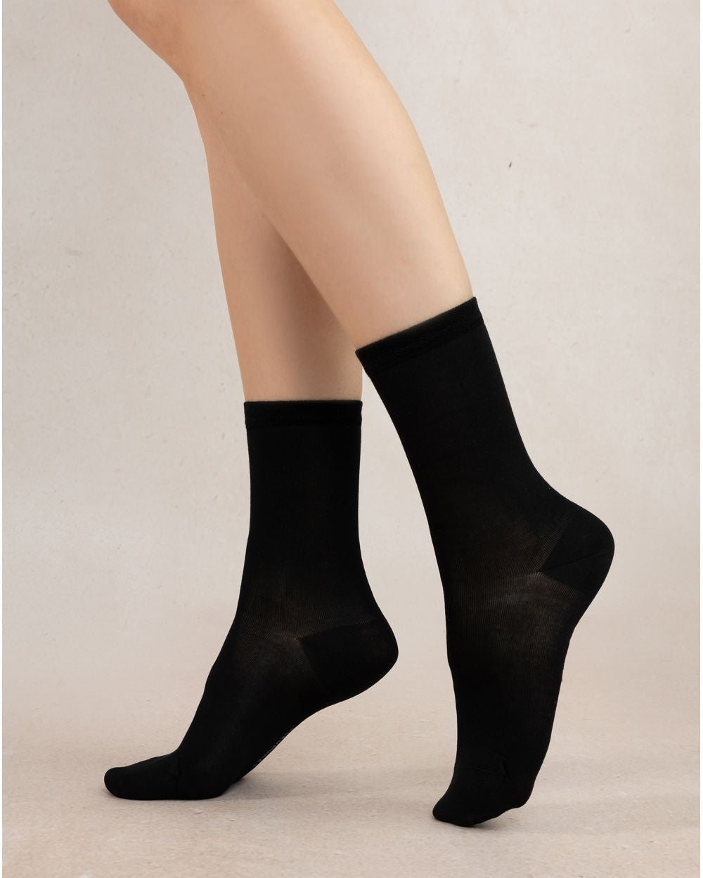 Bleu Foret 6359 Black Silk Socks