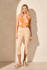Tribal 20210 Pull On Capri w/hem Vent