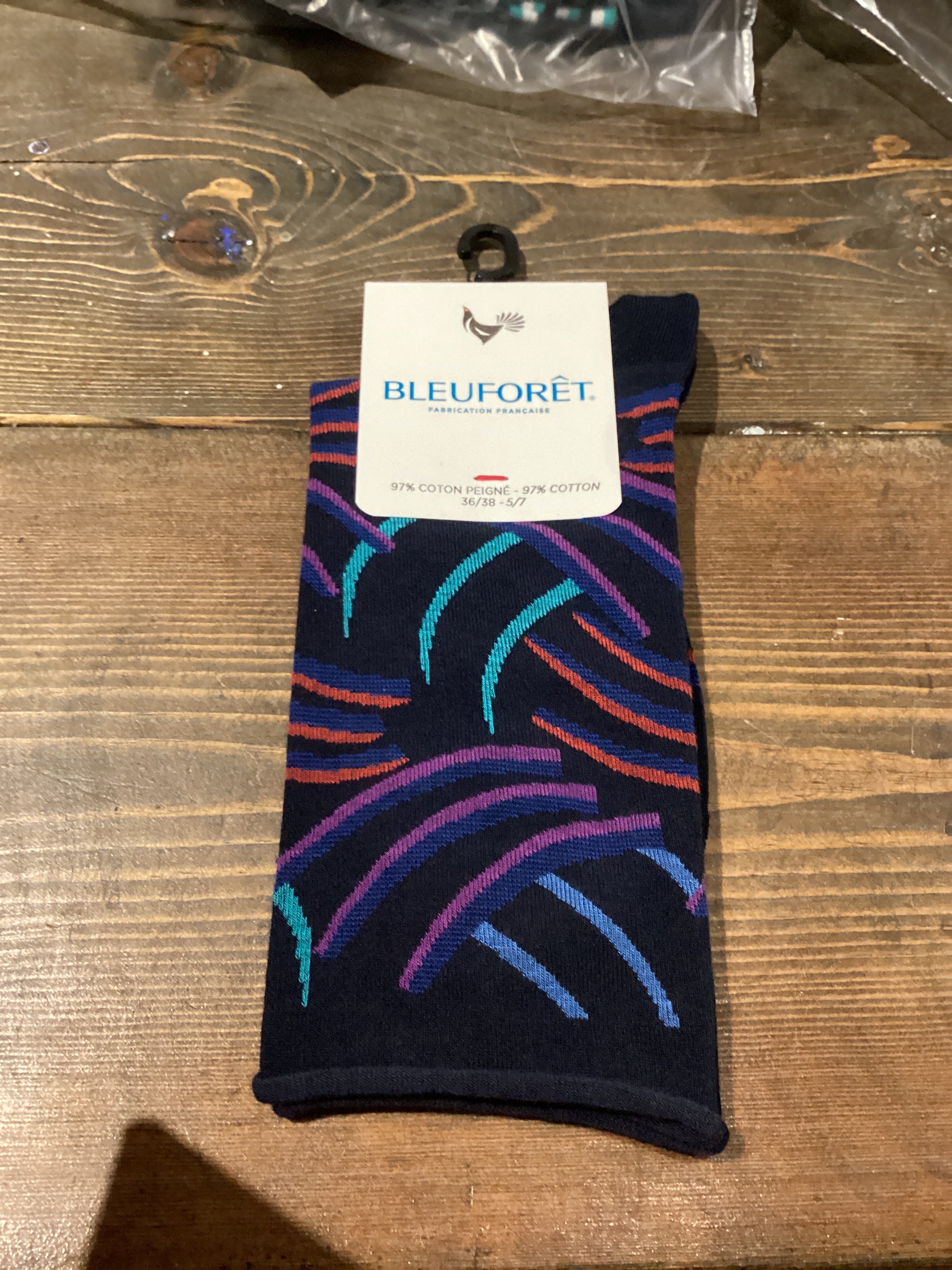 Blue Foret 6494 Velvet Cotton Socks w/ Claws pattern