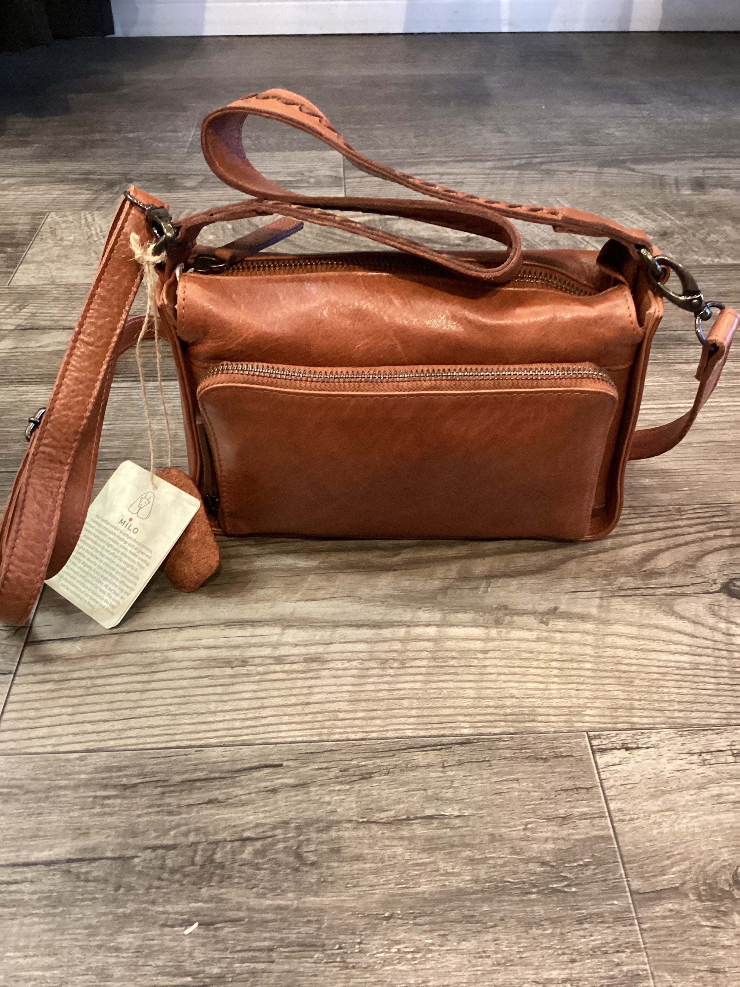 Milo 031 Square Camera Leather Purse