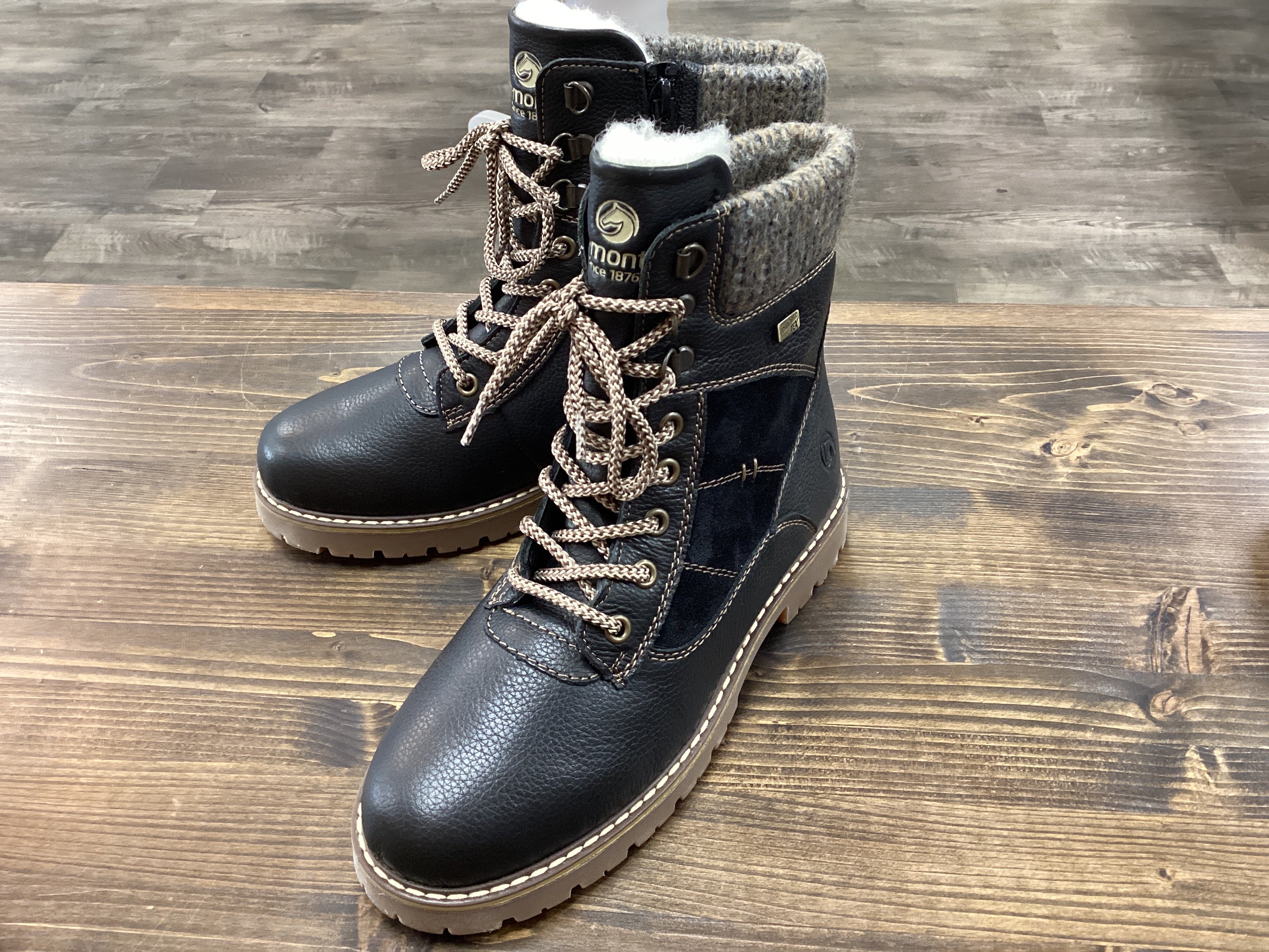 Remonte D9378 combo Winter lace up boot with zipper with ice Grips