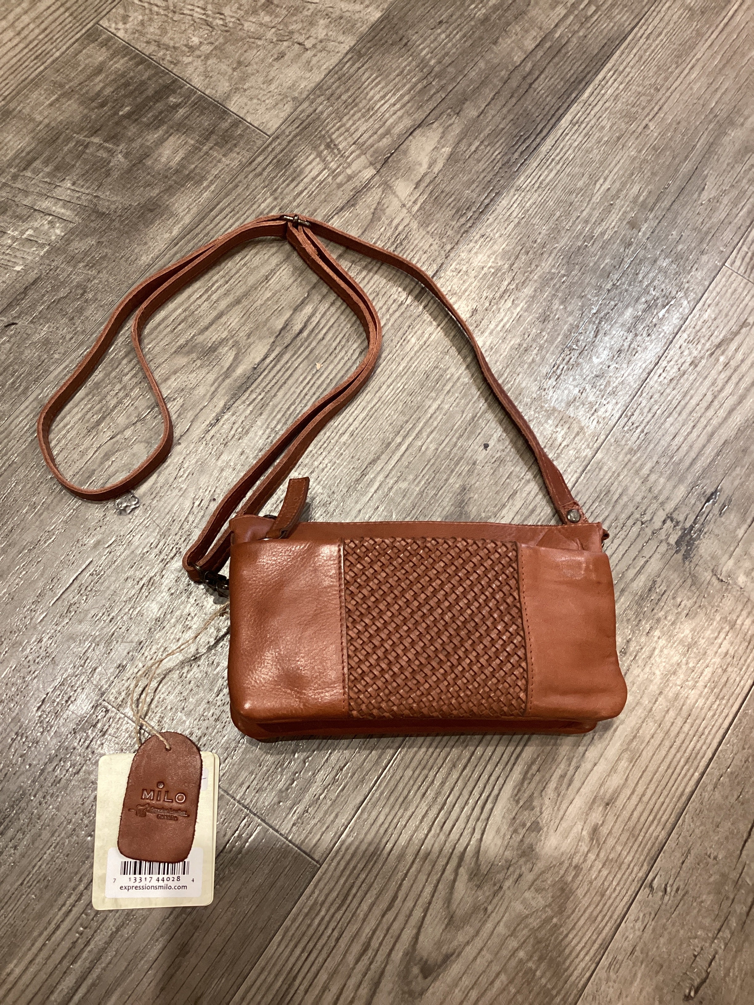 Milo 041 Leather Crossbody Organizer Purse