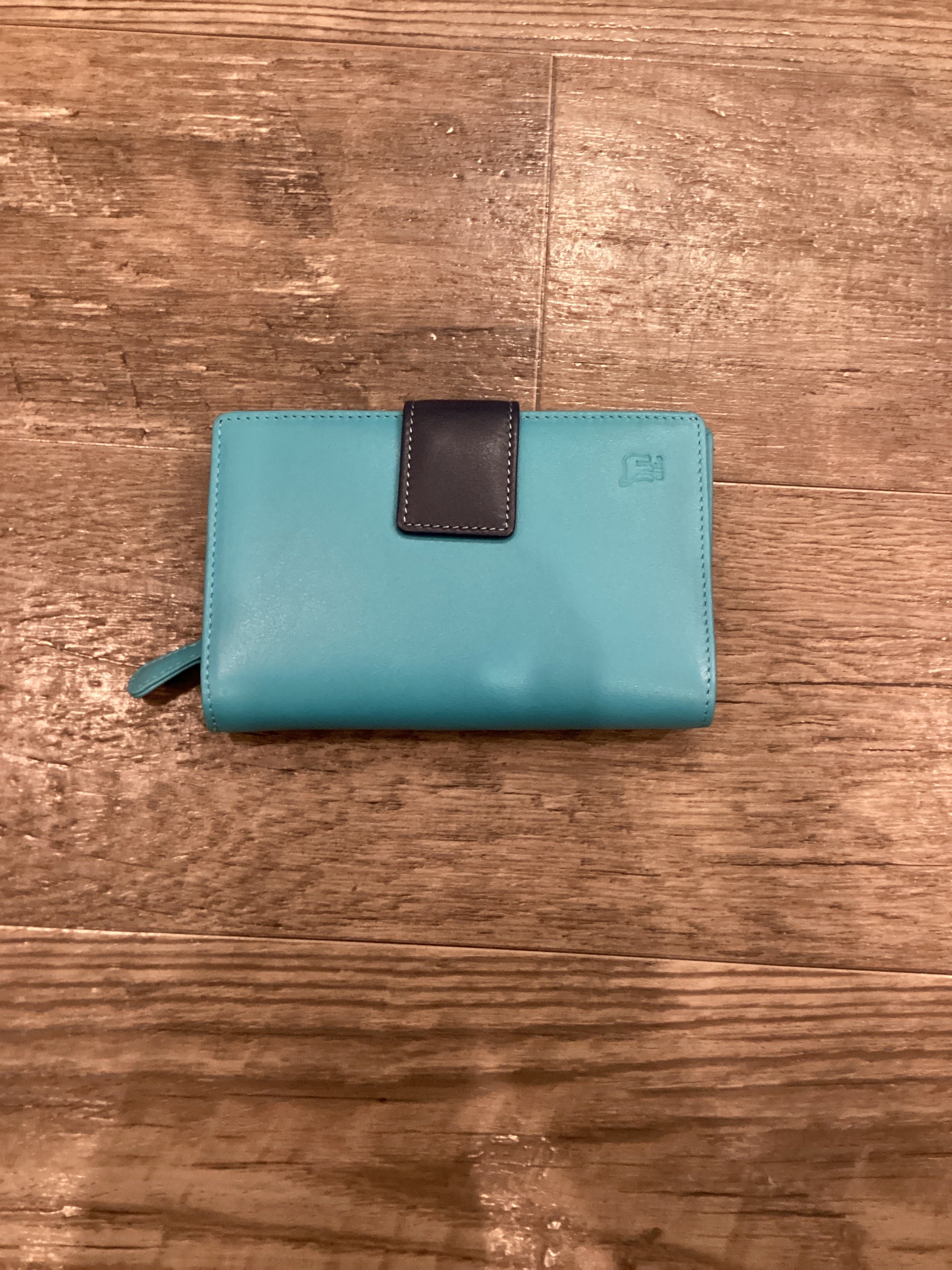 Milo 1330 Leather Multi Card Wallet