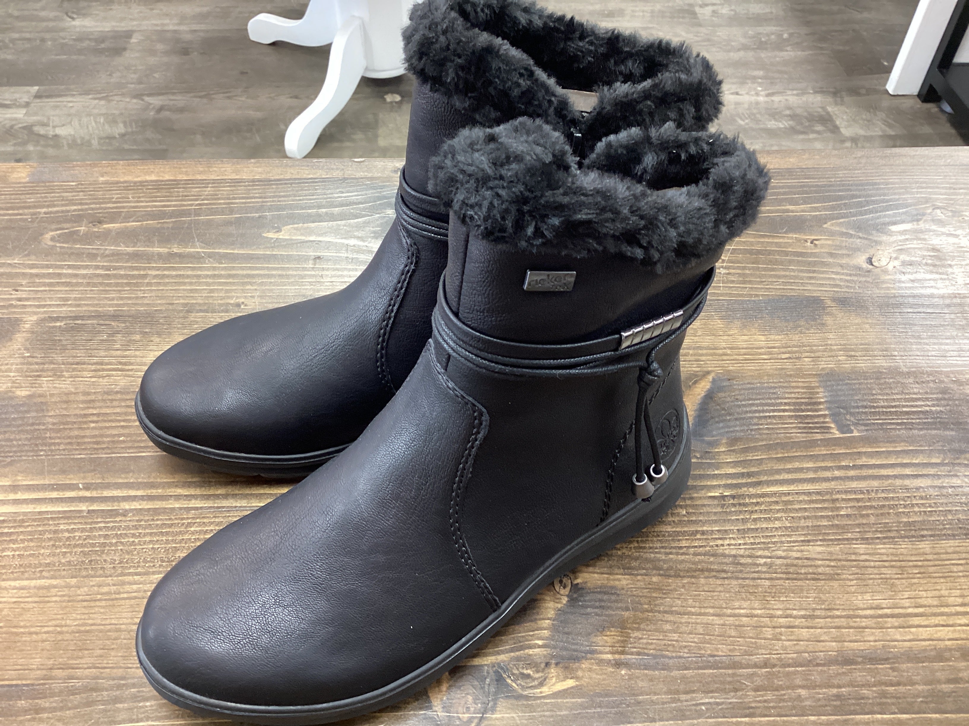 Rieker Z0070-00 Black Lined Winter Boot