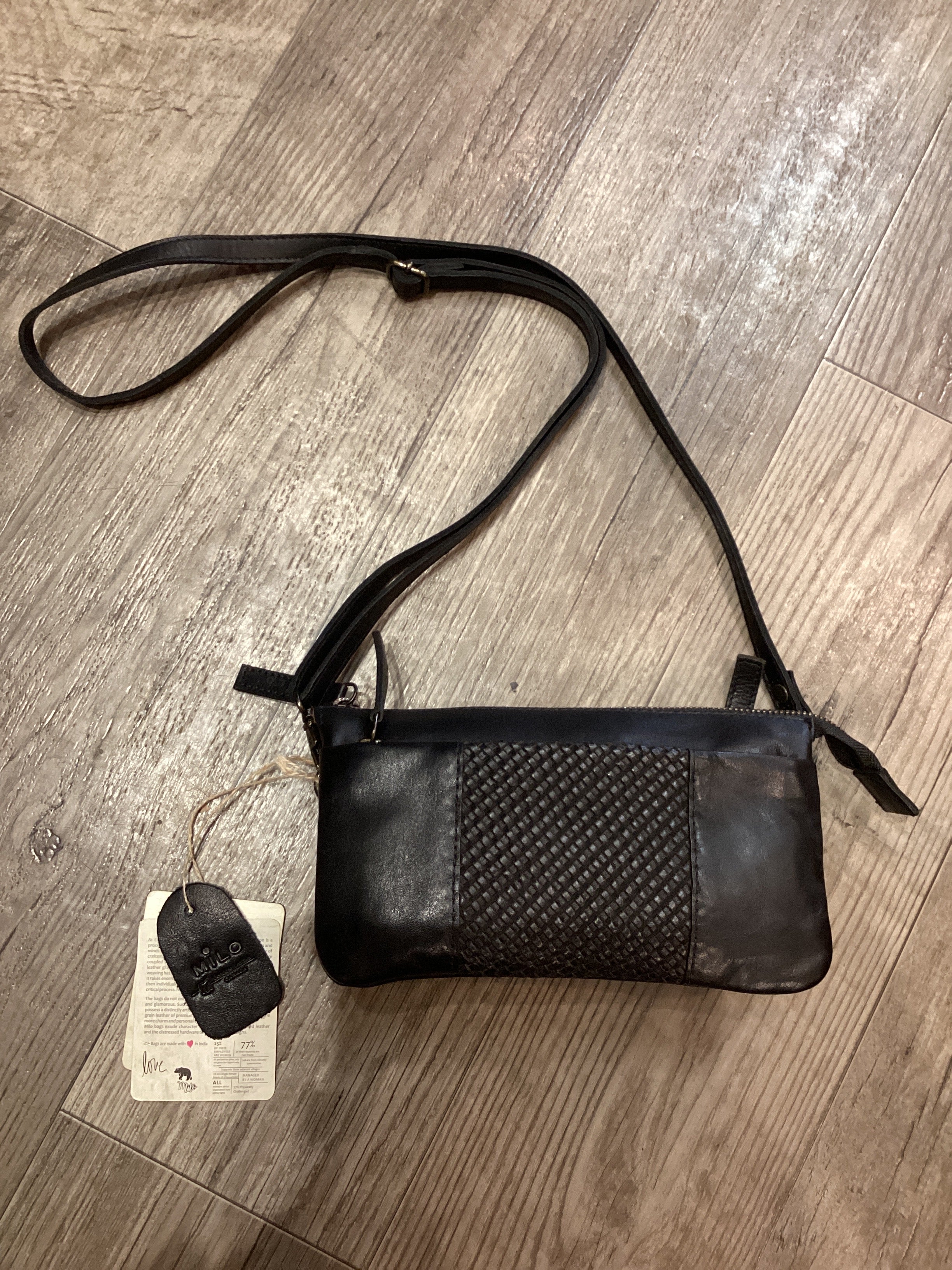 Milo 041 Leather Crossbody Organizer Purse