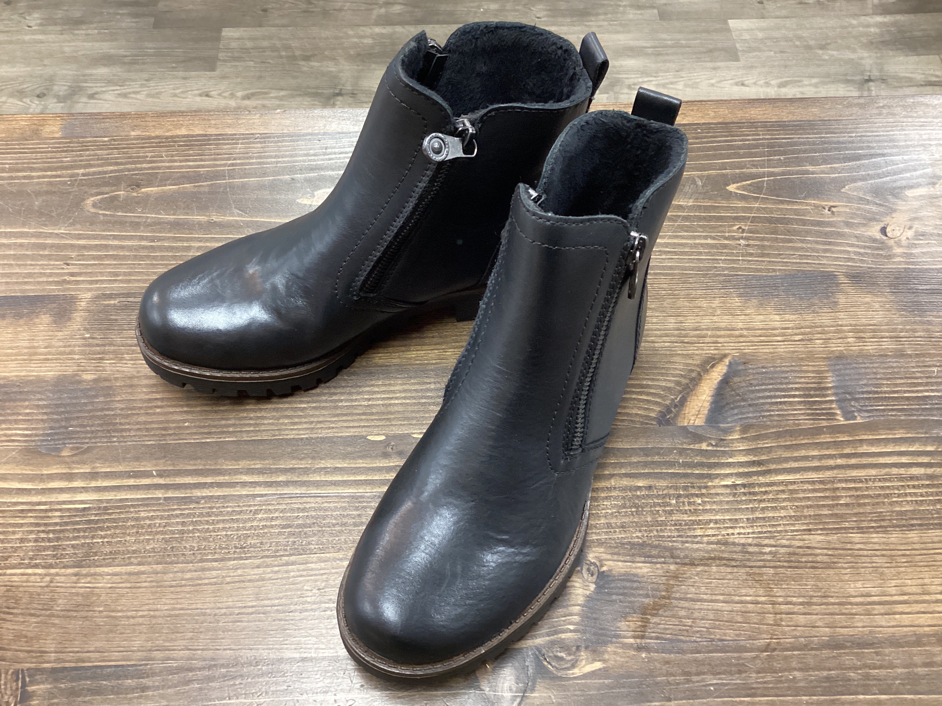 Rieker 78556-00 Lined Ankle boots with Zippers