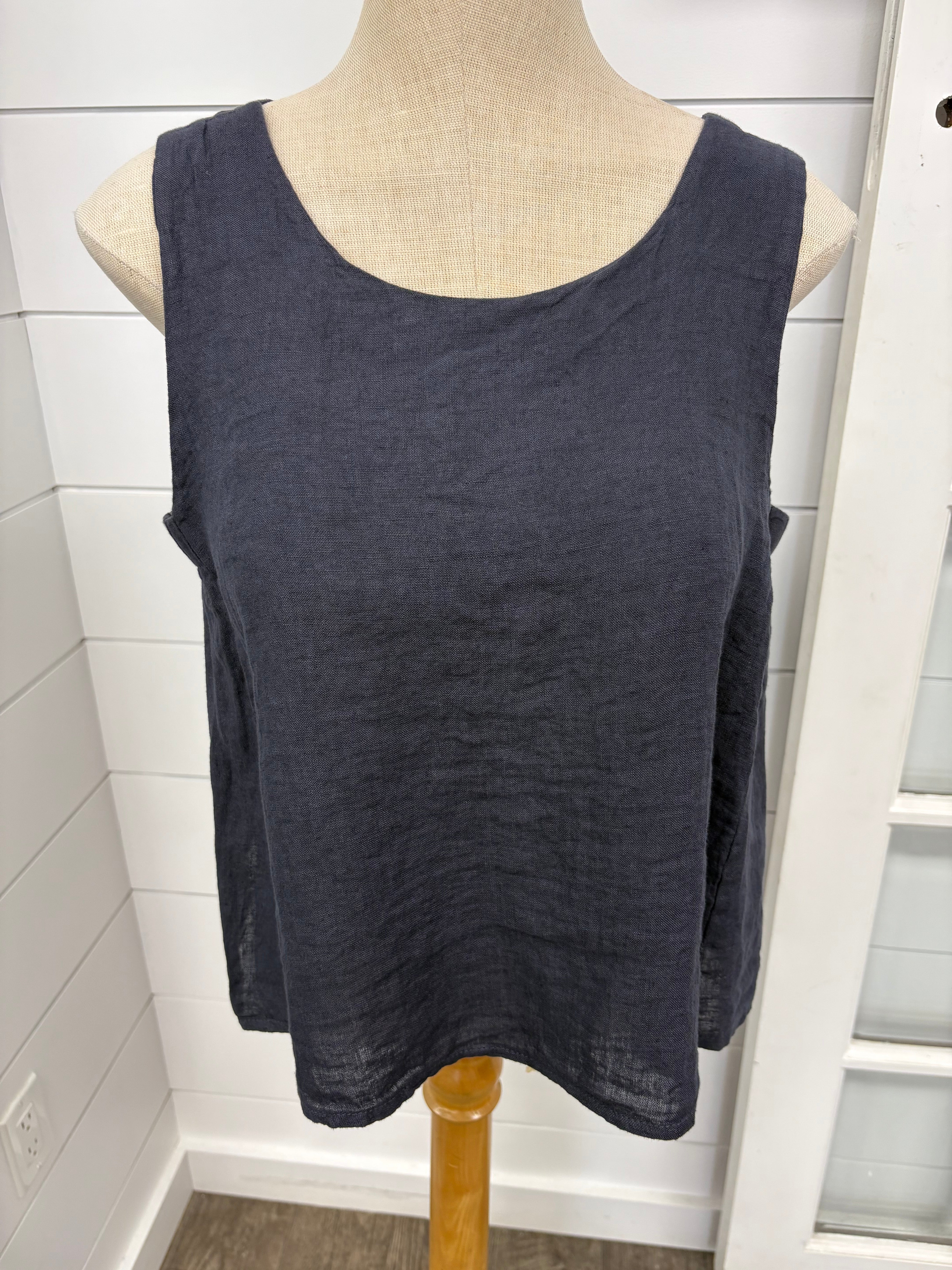 Pistache P-0058A Slvls Linen Top w/ Elastic Underarm