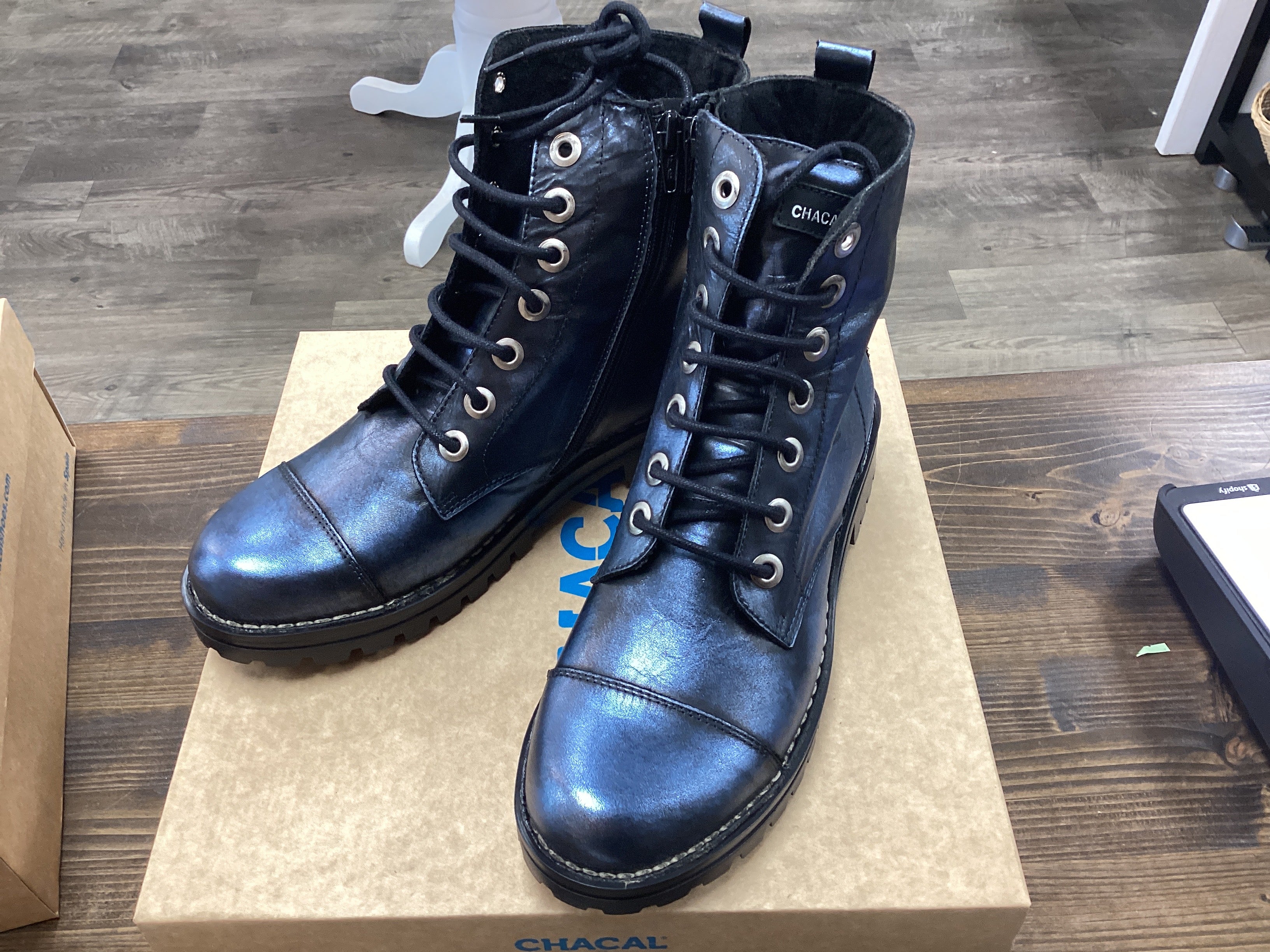 Chacal 5663 Metallic Combat boot