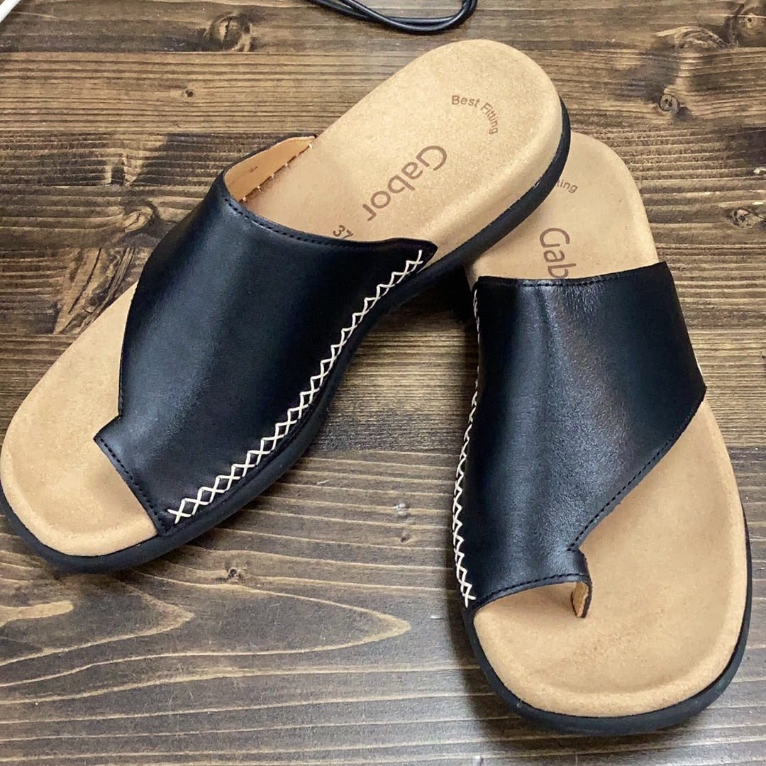Gabor Thong Leather Sandal