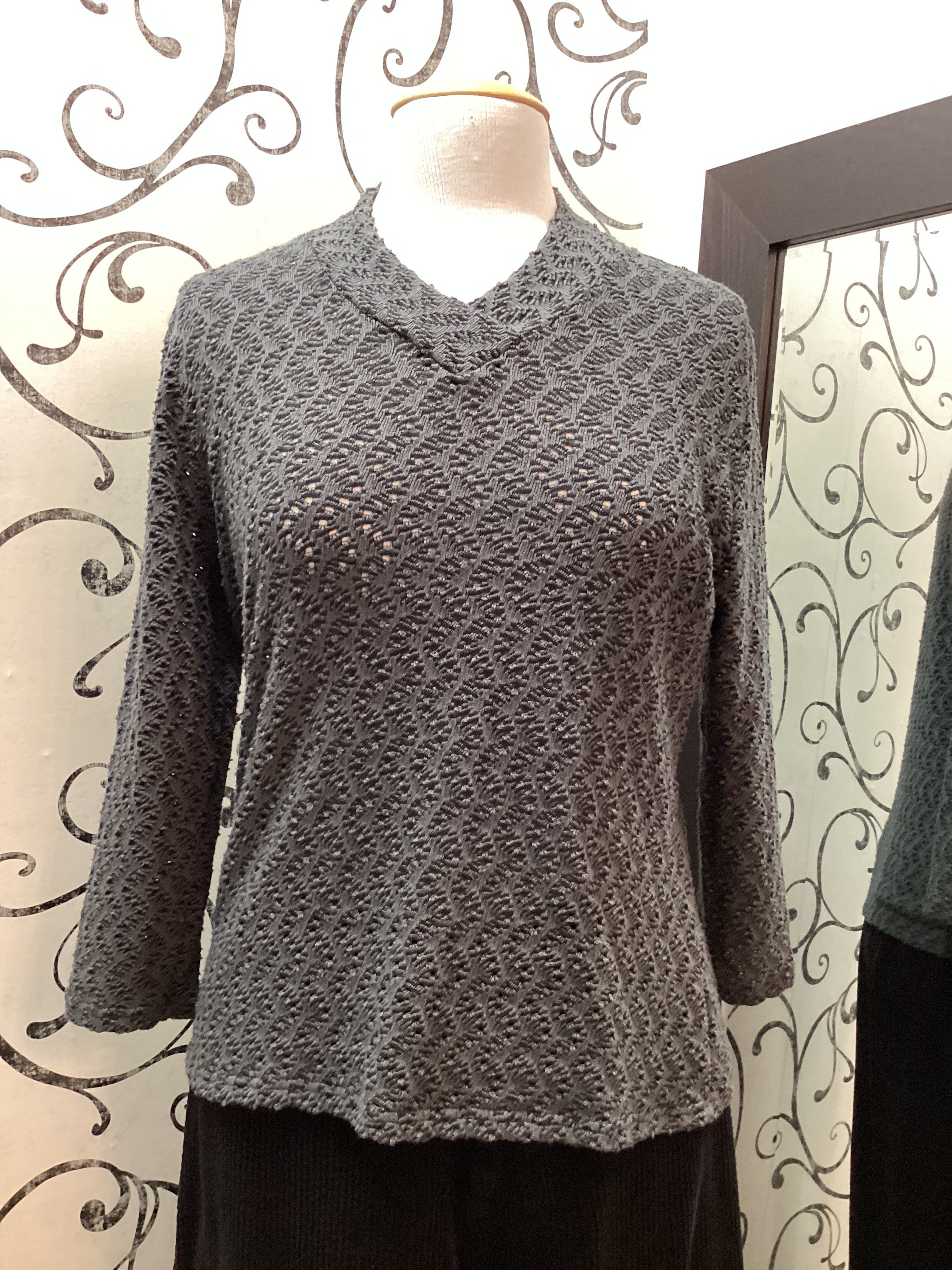 Cut Loose 0126601 3/4 Sleeve Wrap Neck Top