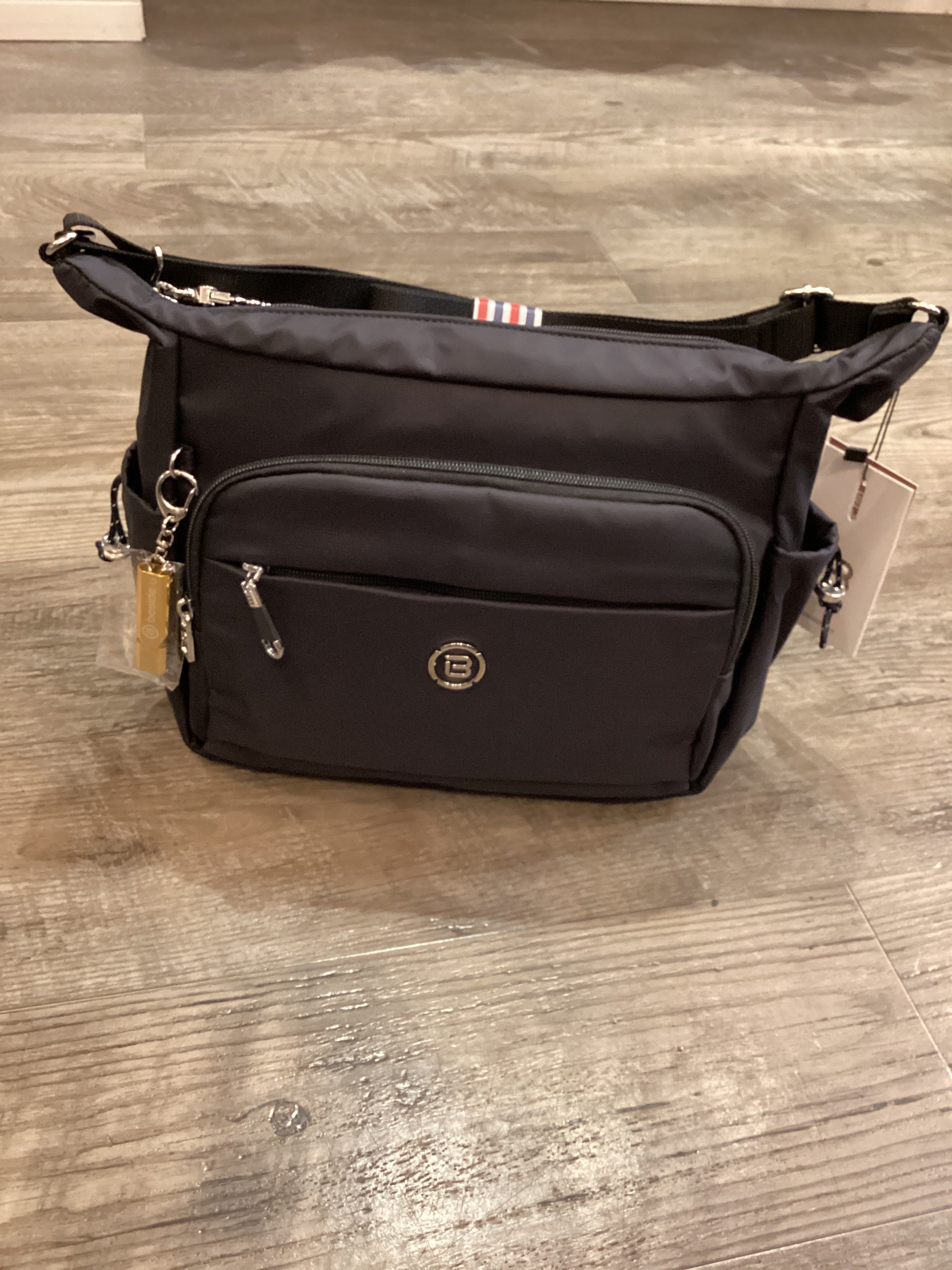 Beside U BNU214R3 Jest R3 Travel/Security Purse