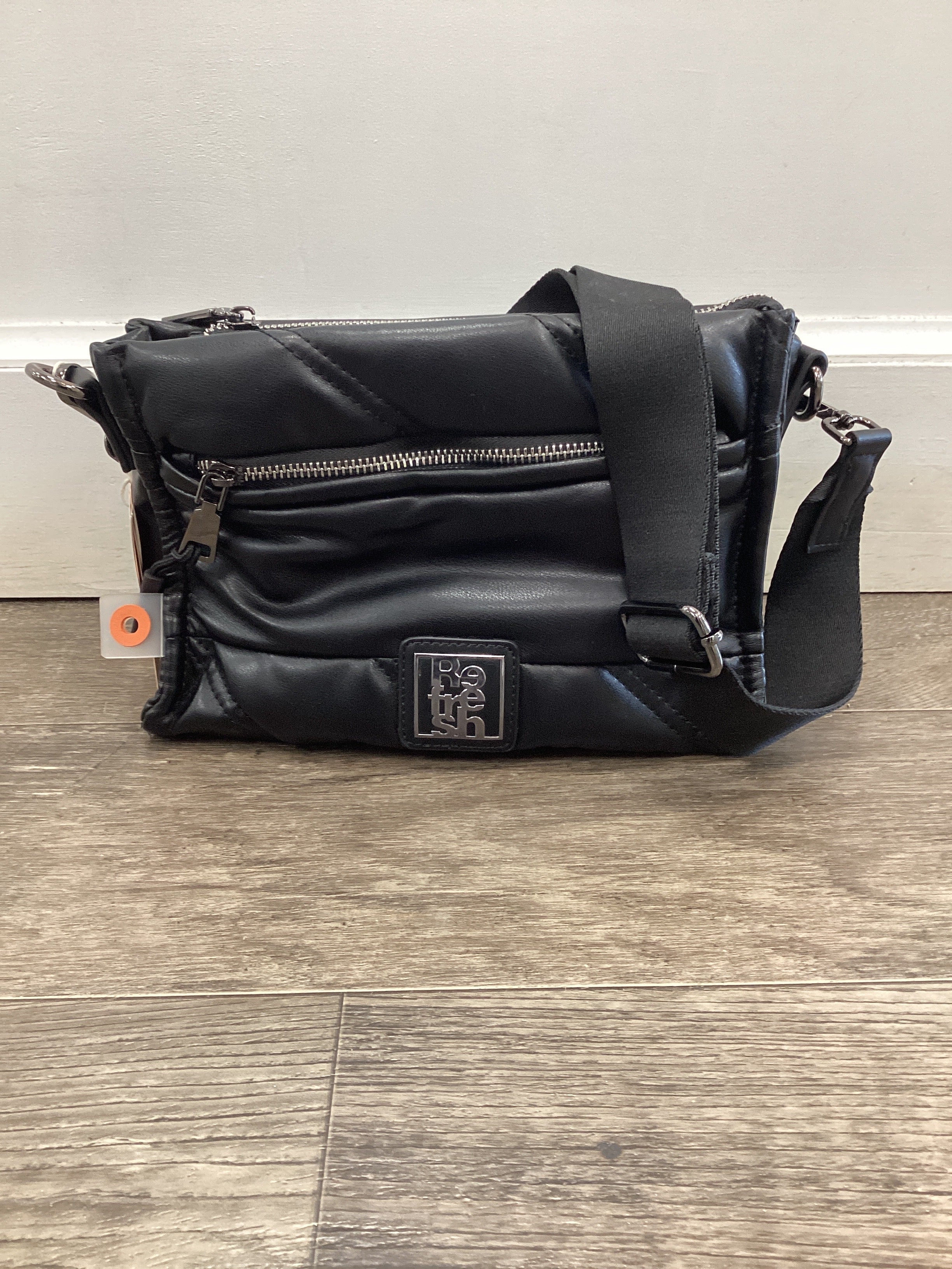 Refresh 183321 Small Puffy Purse