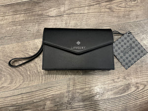 Lambert Leslie Black Smooth Clutch