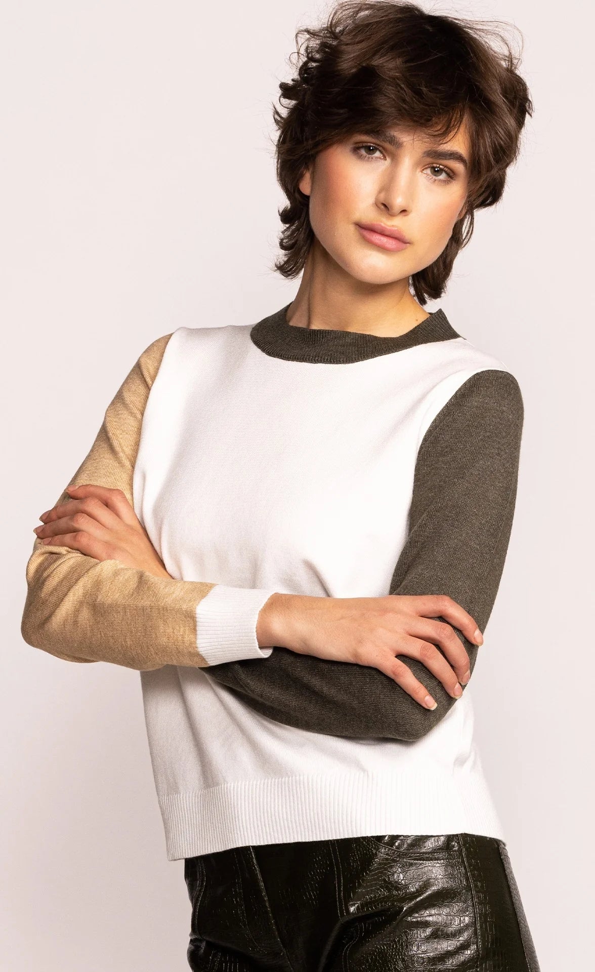 Pink Martini The Mila Sweater White SW-2369