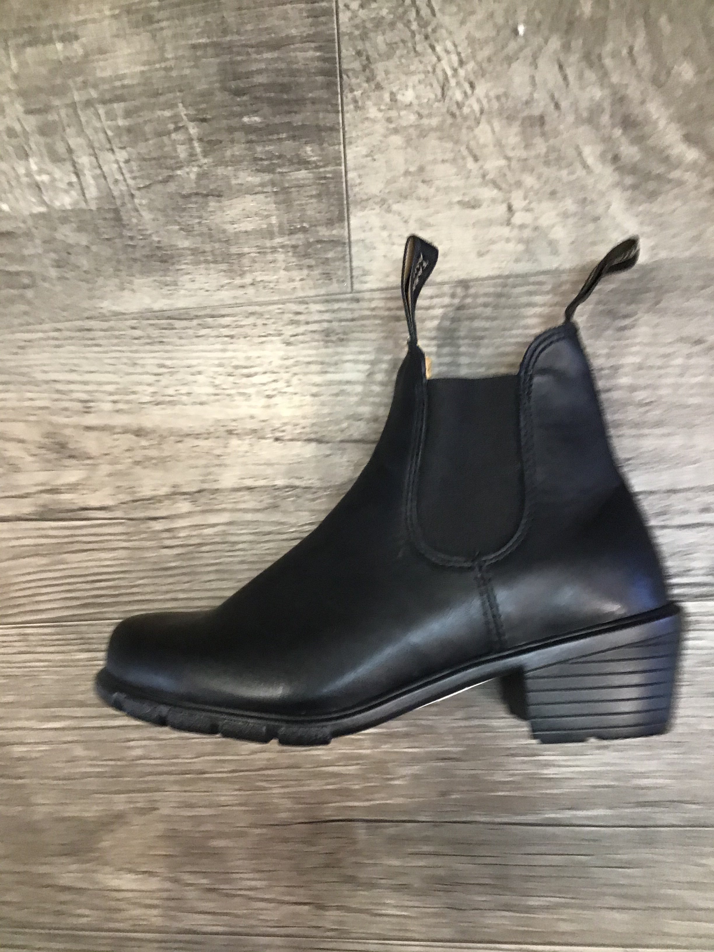Blundstone 1671 Black Women’s Series Heel Boot