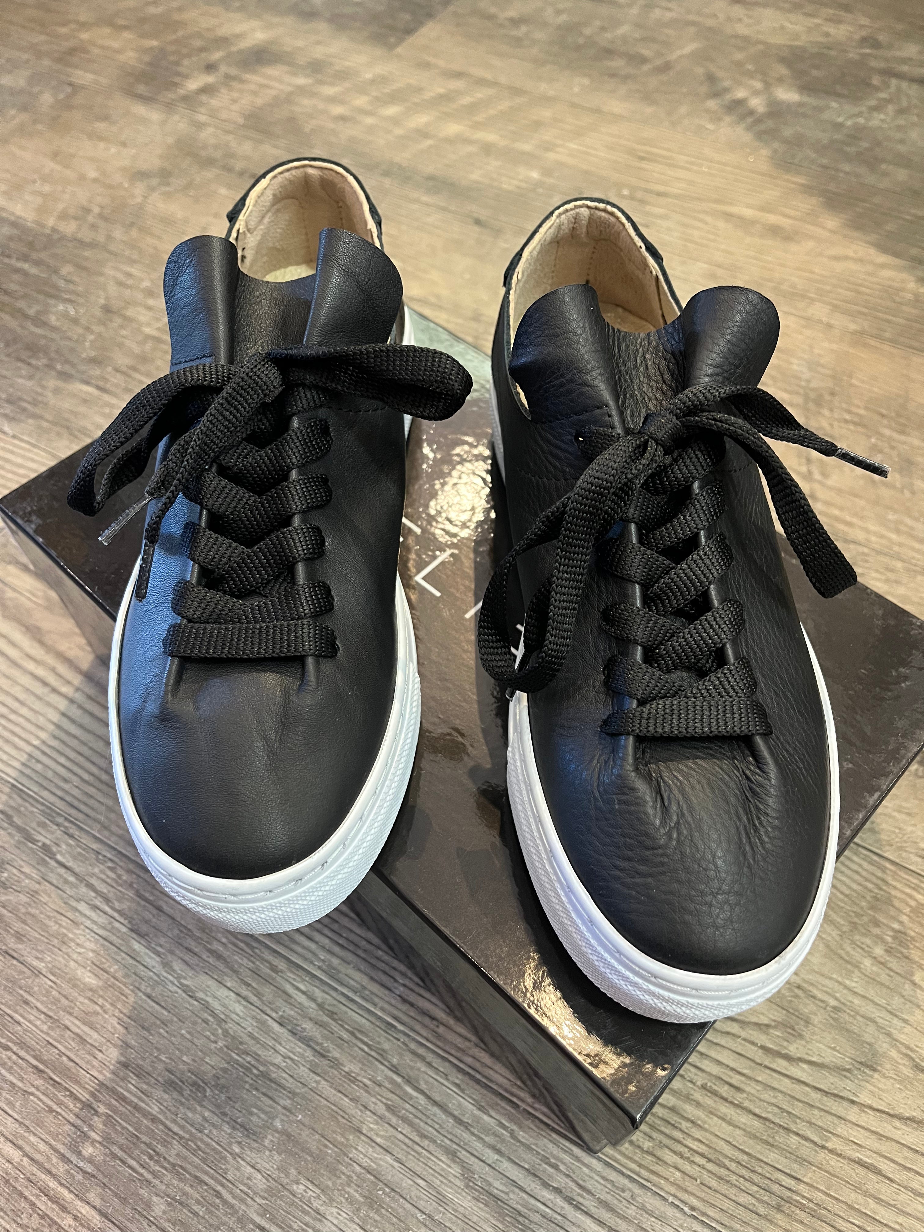 Ateliers 23038 Platform Leather Sneaker