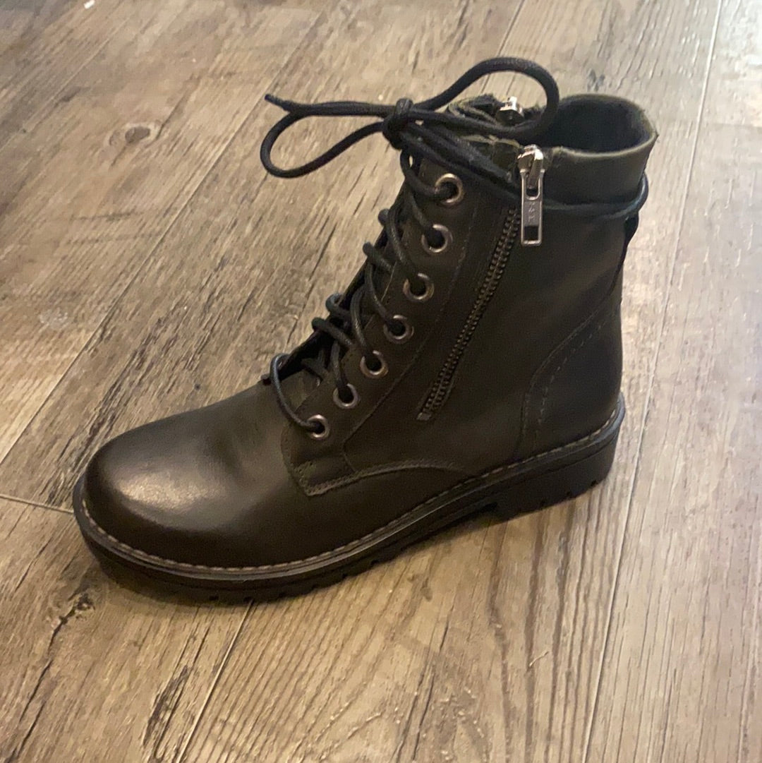 Chacal 5269 Leather Lace Up Boot