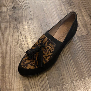 Wonders C-3342 Black Leopard Shoe