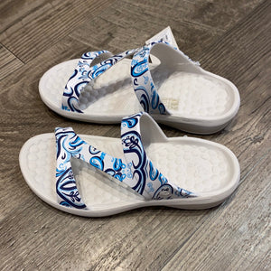 Joybees Printed Everyday Zig Zag Sandal