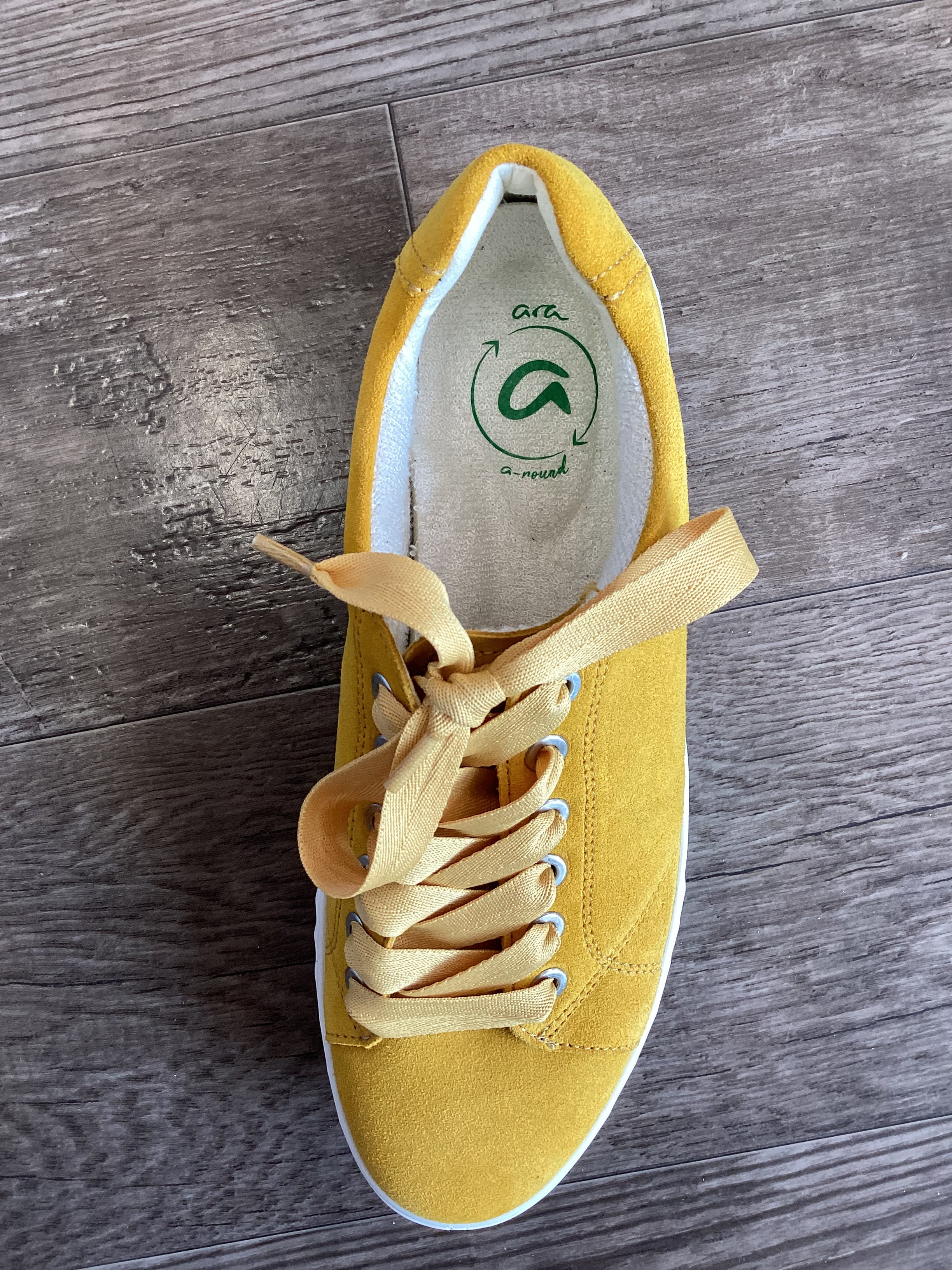 Ara 12-13640 Yellow Suede Sneaker