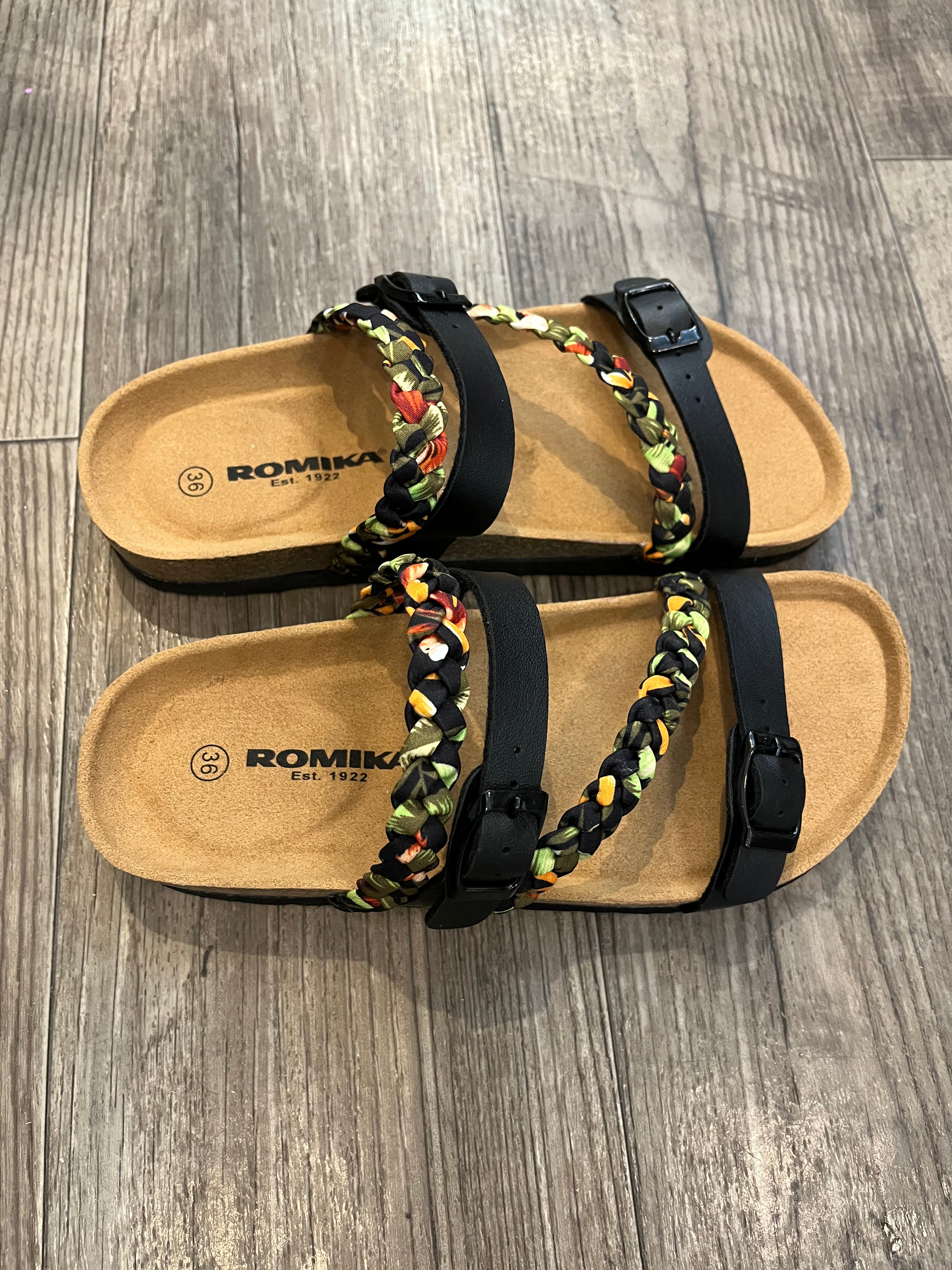 Romika Emma Black/Mulit Sandal