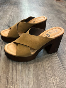 Bos & Co Wilma Cognac Suede Summer Heel