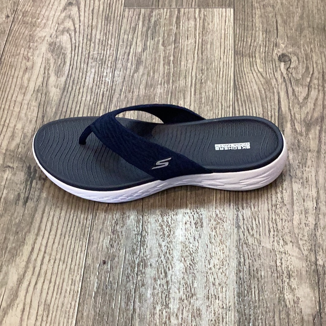 Skechers 140037 On The Go Navy Sunny Thong