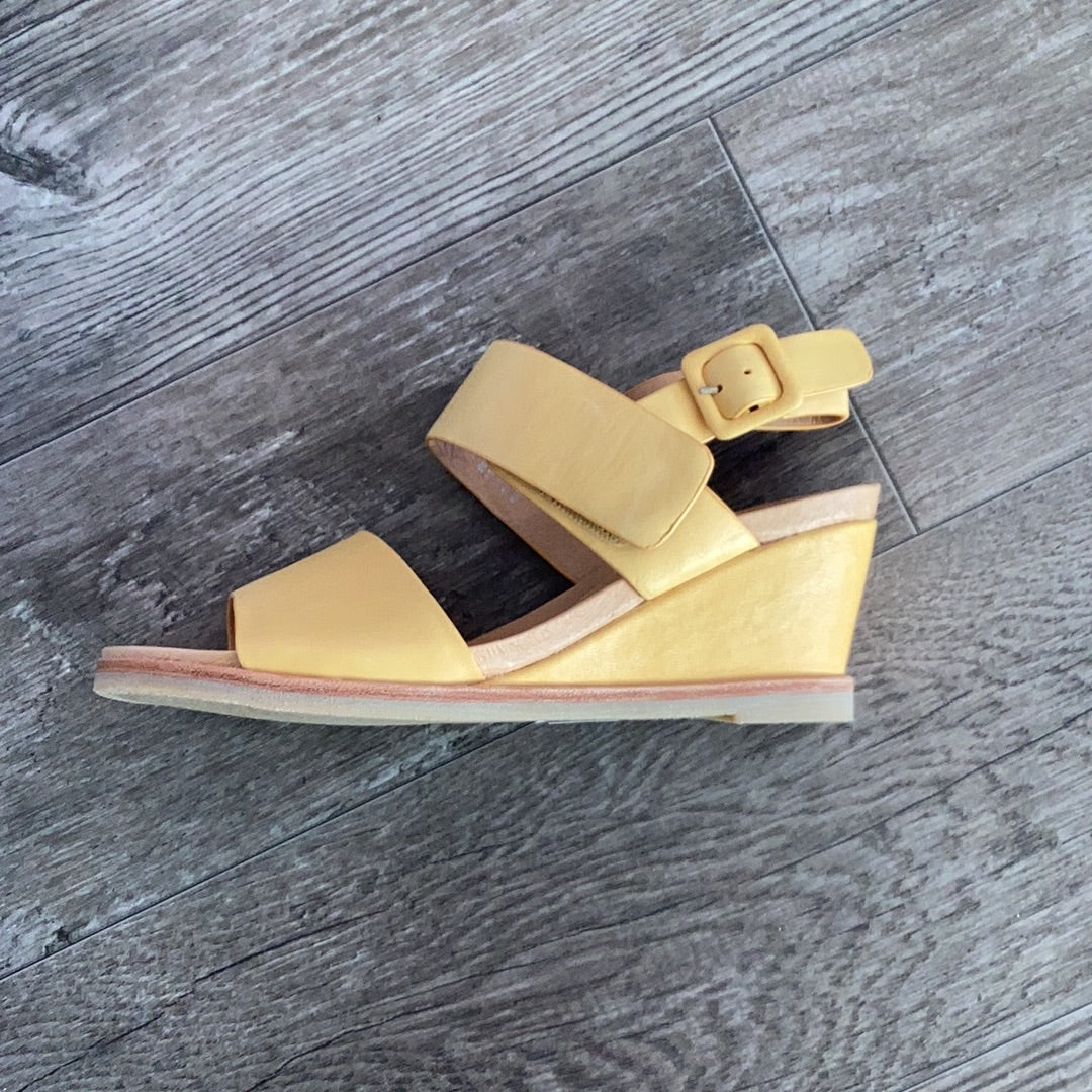 Effegie Emmit Wedge Sandal