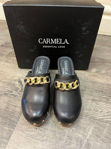 Carmela 160732 Black w/ Gold Accent Clog