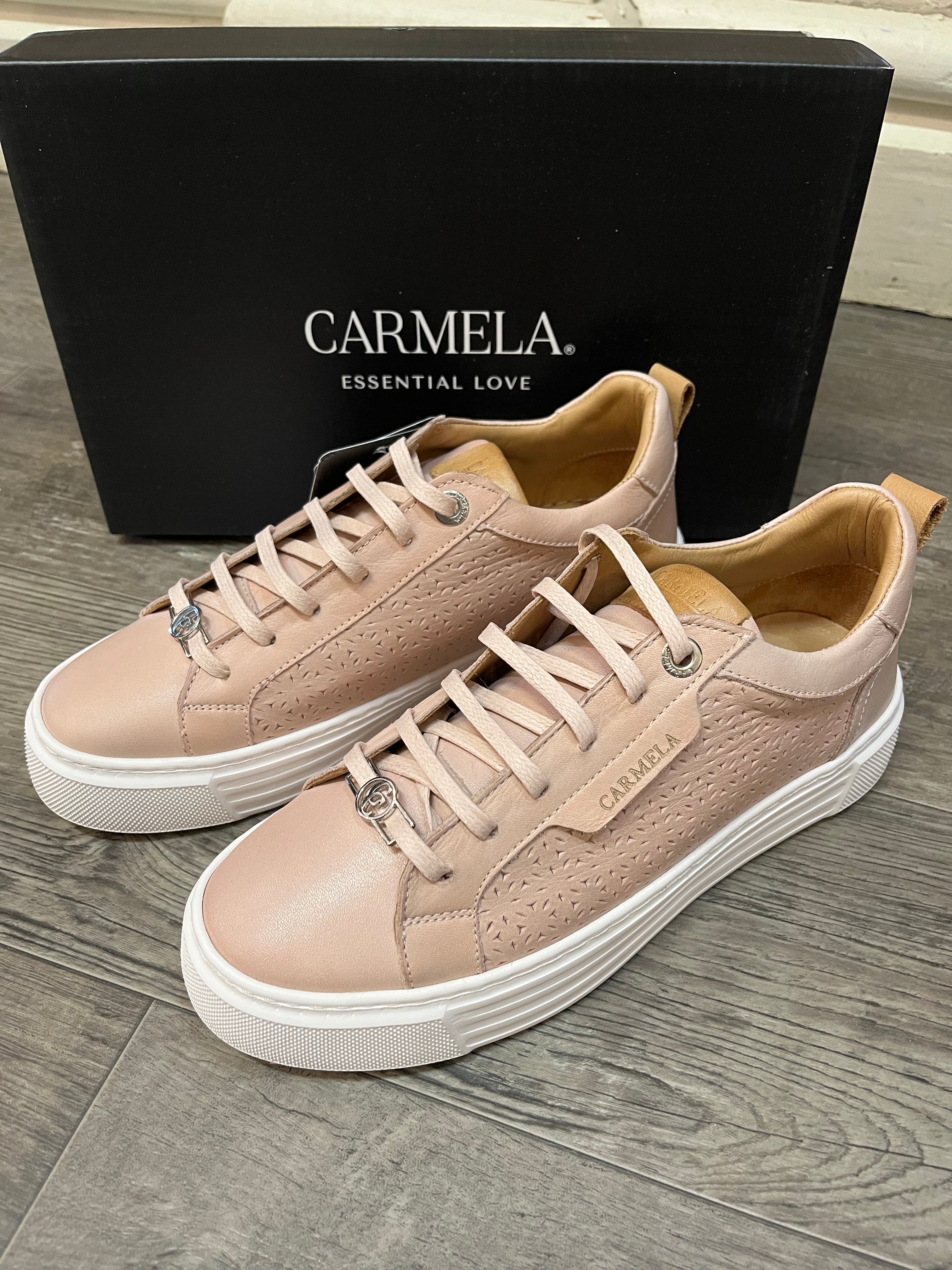Carmela 160558 Nude Lace Up Sneaker