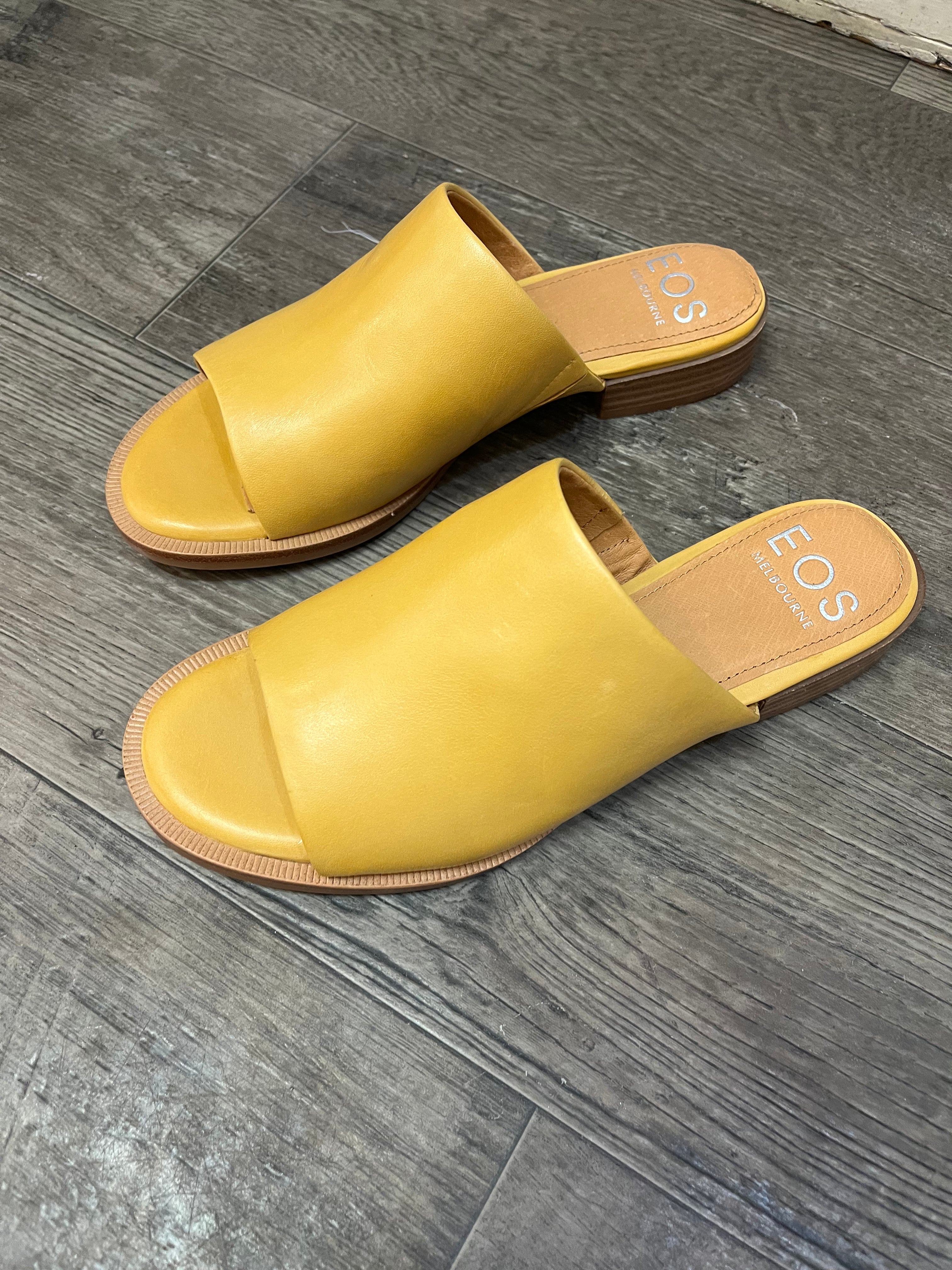 EOS Alla Leather Slide Sandal