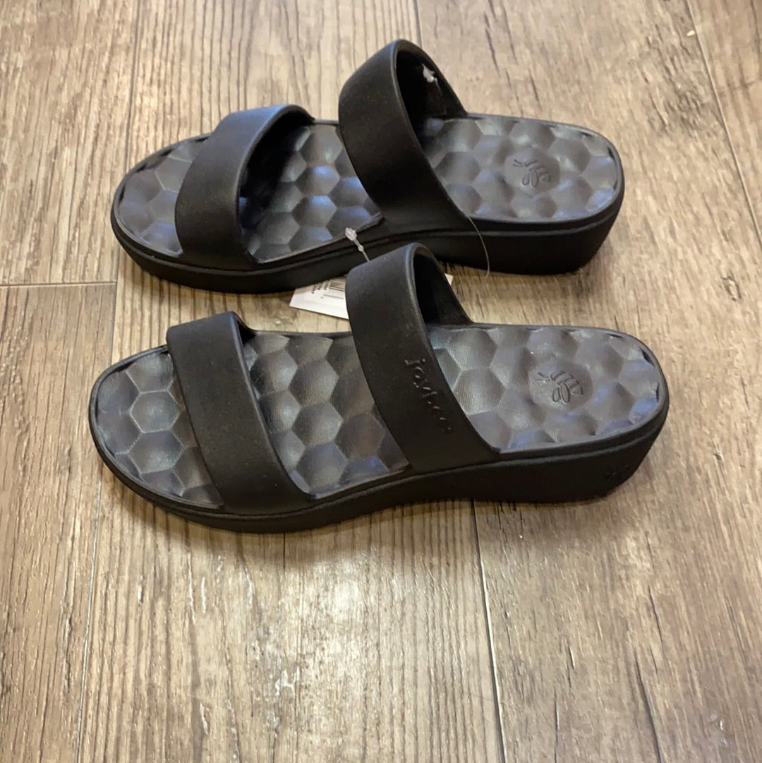 Joybees Black The Cute Sandal