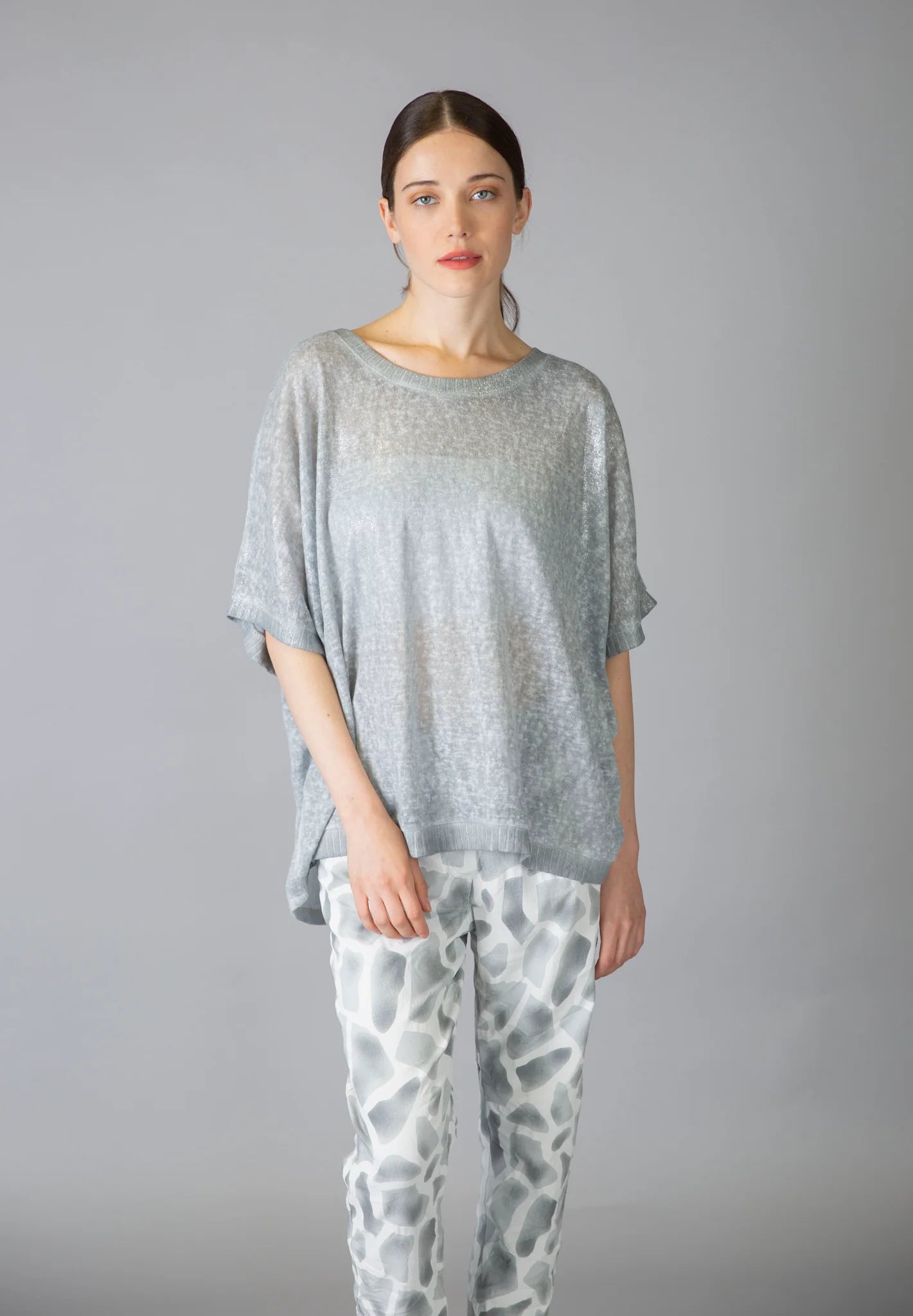 Elissia MCK3951 Grey Flowy T-Shirt